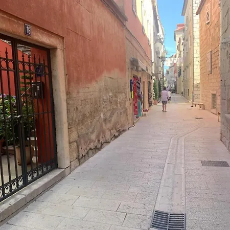 Riboli Makarska